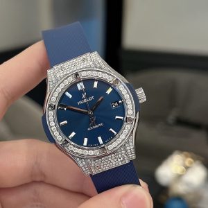 dong ho hublot classic fusion 33mm blue pave thewatchclub